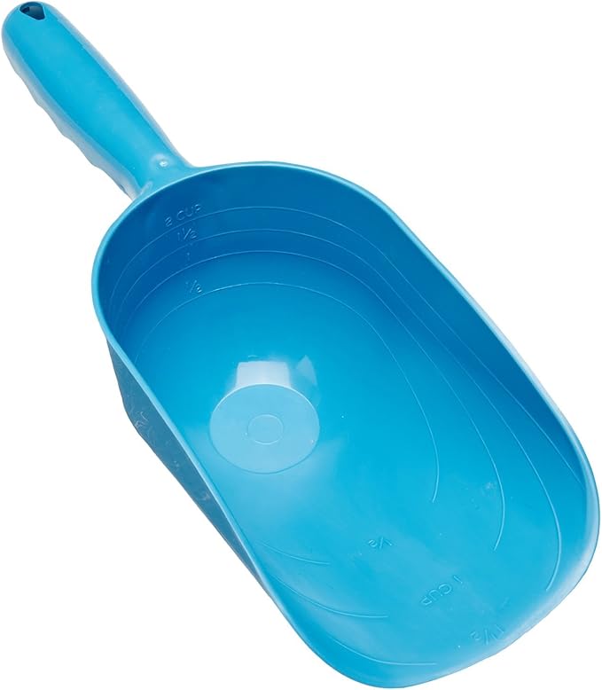 Food scoop for dogs
