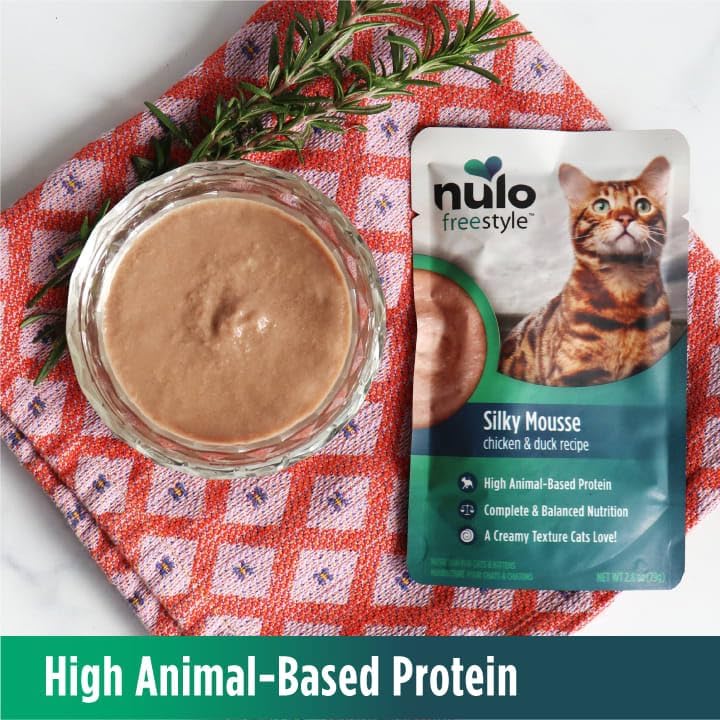 Nulo freestyle silky mousse chicken & duck recipe in broth pouch