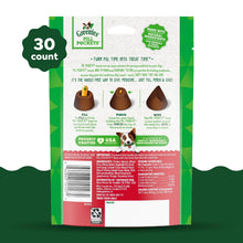 Greenies Pill Pockets for Dogs Capsule Size Natural Soft Dog Treats, Hickory Smoke Flavor, 7.9 oz. Pack (30 Treats)