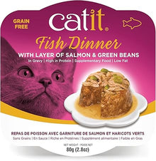 Catit fish dinner with layer of salmon and green beans