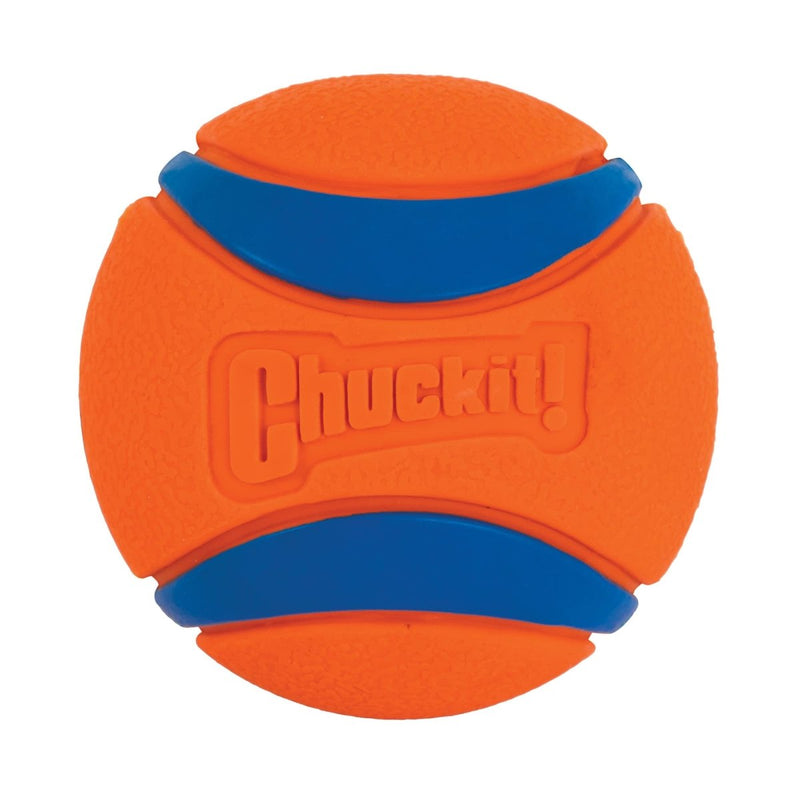 Chuckit! Ultra Ball Dog Toy, Medium (2.5 Inch Diameter) Pack of 1, for breeds 20 - 60 lbs - 660048001683