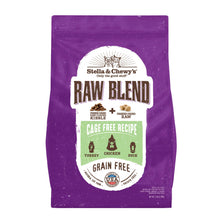 Stella & Chewy's Raw Blend Premium Kibble Cat Food – Grain Free, Protein Rich Meals – Cage - Free Poultry Recipe – 2.5 lb. Bag